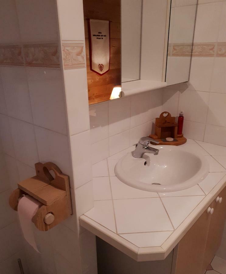 Logis Du Clos Des Chevaliers De Malte Apartament Aiguebelle Zewnętrze zdjęcie